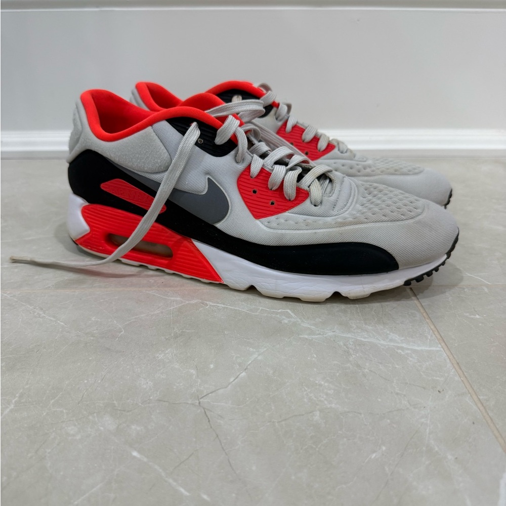Nike Air Max 90 Ultra Essential “Infrared”